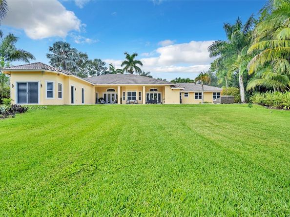 14211 Sunset Ln, Southwest Ranches FL 33330