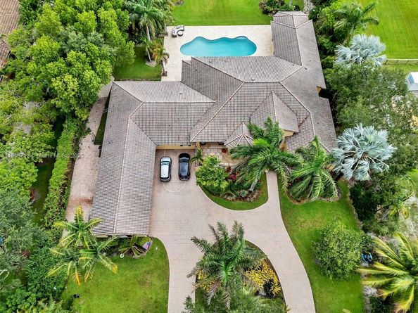 14211 Sunset Ln, Southwest Ranches FL 33330