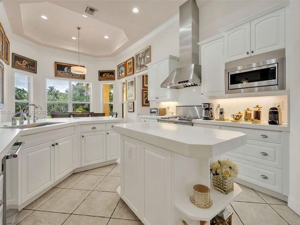 14211 Sunset Ln, Southwest Ranches FL 33330
