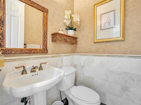 14211 Sunset Ln, Southwest Ranches FL 33330