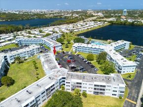 2200 Park Ln 306, Hollywood FL 33021