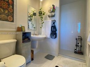 10 SW South River Dr #909, Miami FL 33130