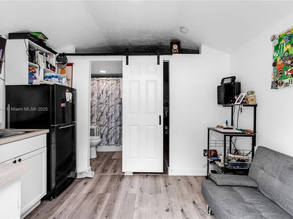 6830 SW 5th Ter, Miami FL 33144