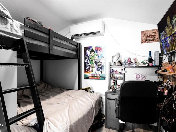 6830 SW 5th Ter, Miami FL 33144
