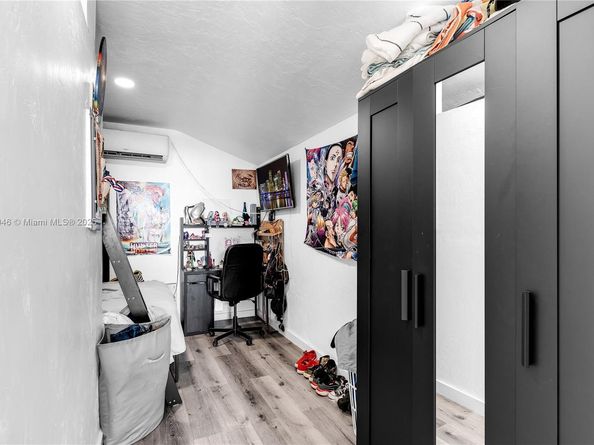 6830 SW 5th Ter, Miami FL 33144