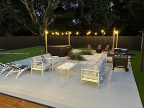 2718 Adams St, Hollywood FL 33020