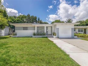 2718 Adams St, Hollywood FL 33020