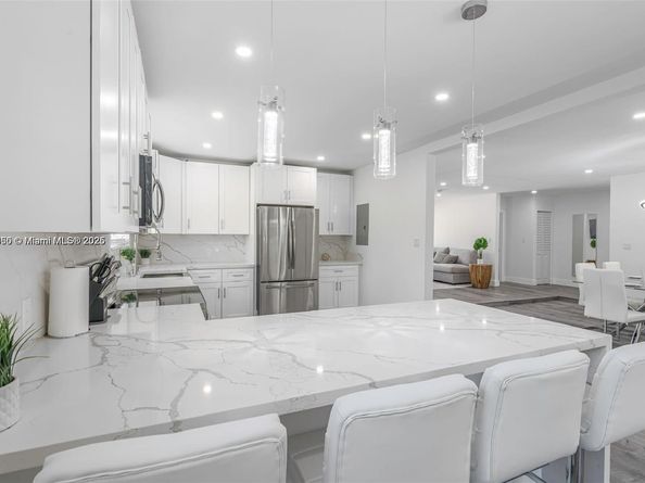 2718 Adams St, Hollywood FL 33020
