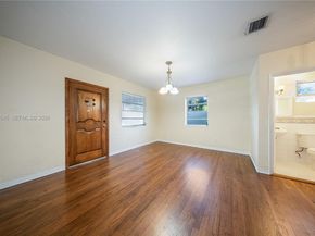 2725 SW 82nd Ave, Miami FL 33155