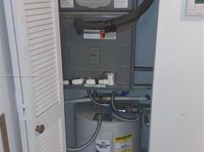 1400 Saint Charles Pl L4, Pembroke Pines FL 33026