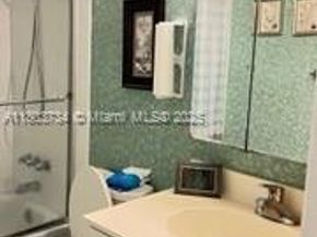 1400 Saint Charles Pl L4, Pembroke Pines FL 33026