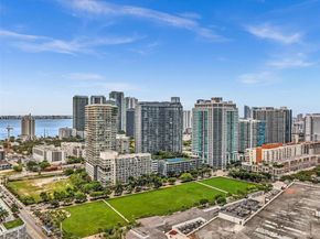 121 NE 34th St 2208, Miami FL 33137