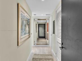 121 NE 34th St 2208, Miami FL 33137