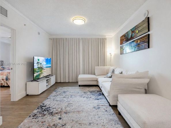17100 N Bay Rd 1414, Sunny Isles Beach FL 33160