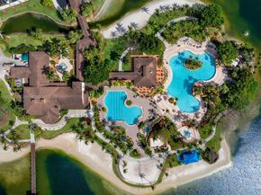 6914 NW 113th Pl, Doral FL 33178