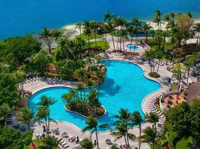 6914 NW 113th Pl, Doral FL 33178