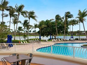 6914 NW 113th Pl, Doral FL 33178