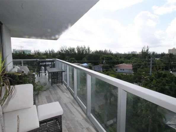 13800 Highland Dr 510, North Miami Beach FL 33181