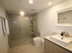 13800 Highland Dr 510, North Miami Beach FL 33181