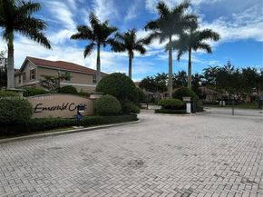 12434 Emerald Creek Mnr, Plantation FL 33325