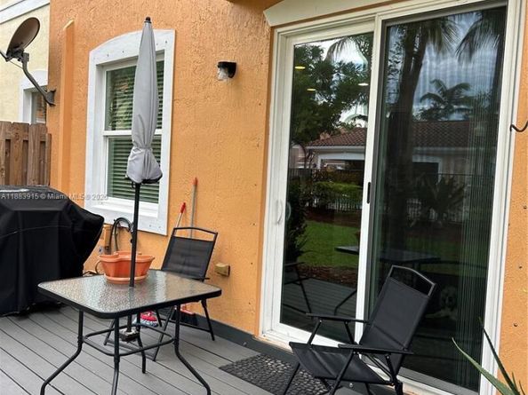 12434 Emerald Creek Mnr, Plantation FL 33325