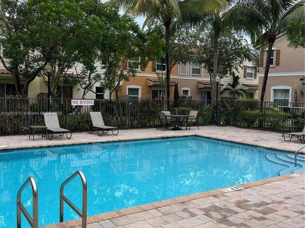 12434 Emerald Creek Mnr, Plantation FL 33325
