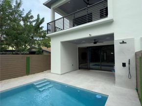 609 NE 8th Ave B, Fort Lauderdale FL 33304