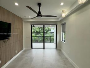 609 NE 8th Ave B, Fort Lauderdale FL 33304