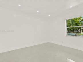 8320 Sands Point Blvd M107, Tamarac FL 33321
