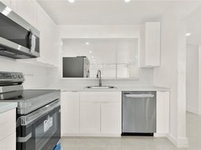 8320 Sands Point Blvd M107, Tamarac FL 33321