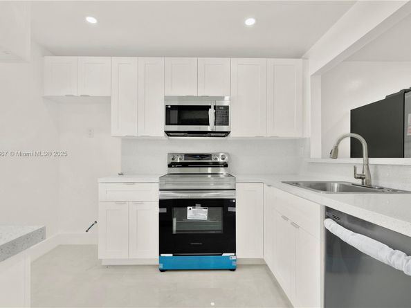8320 Sands Point Blvd M107, Tamarac FL 33321