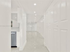 8320 Sands Point Blvd M107, Tamarac FL 33321