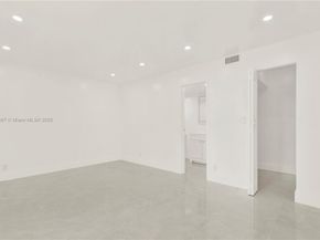 8320 Sands Point Blvd M107, Tamarac FL 33321