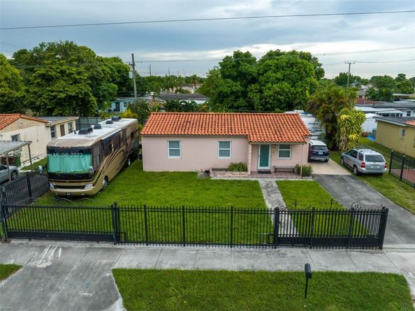 3360 E 10th Ave, Hialeah FL 33013