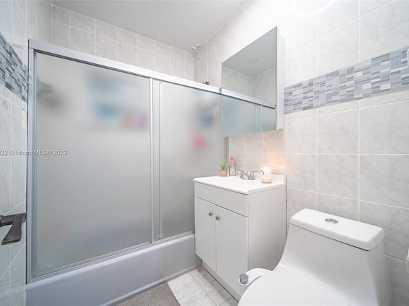 3360 E 10th Ave, Hialeah FL 33013