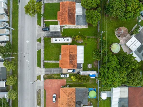 3360 E 10th Ave, Hialeah FL 33013