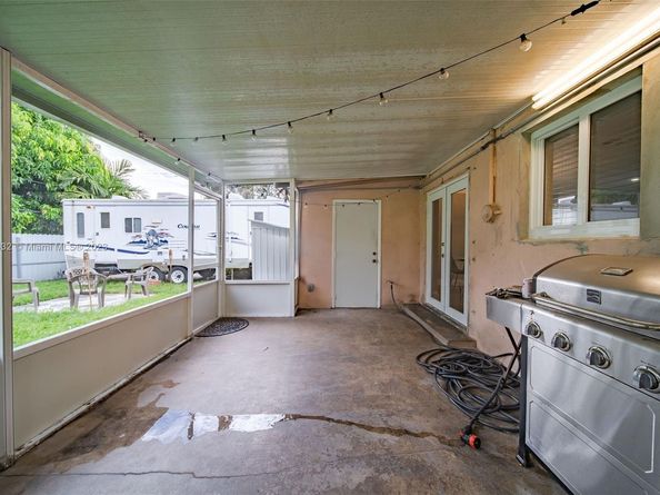 3360 E 10th Ave, Hialeah FL 33013