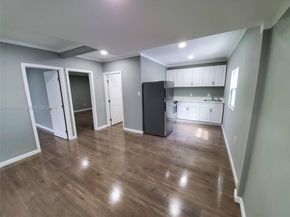 2425 NW 28th St, Miami FL 33142