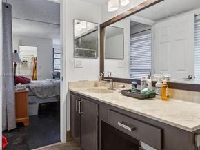 2206 S Cypress Bend Dr 301, Pompano Beach FL 33069