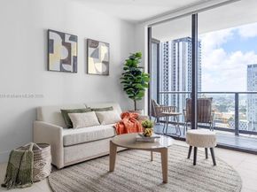 159 NE 6th St 2704, Miami FL 33132