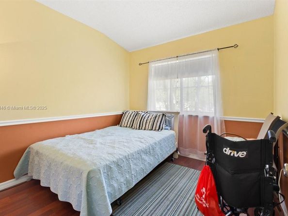 7780 NW 22nd Ct 201, Pembroke Pines FL 33024