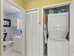 7780 NW 22nd Ct 201, Pembroke Pines FL 33024