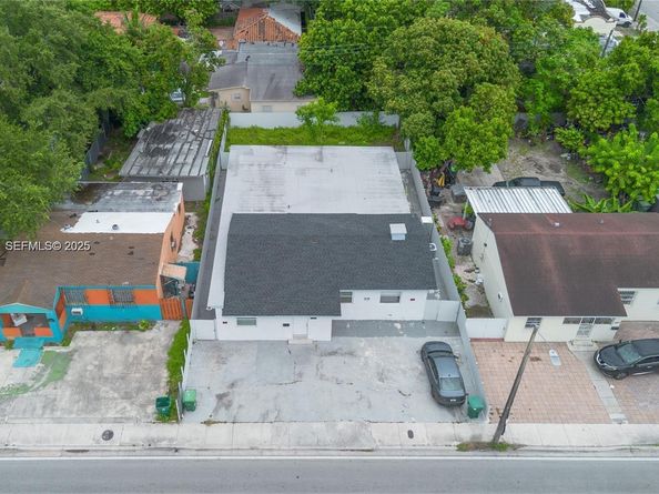 2501 NW 22nd Ave, Miami FL 33142
