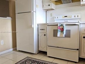 9380 Sunrise Lakes Blvd 103, Sunrise FL 33322