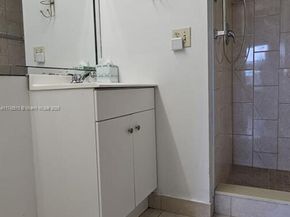 9380 Sunrise Lakes Blvd 103, Sunrise FL 33322