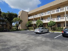 9380 Sunrise Lakes Blvd 103, Sunrise FL 33322