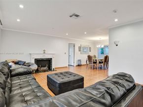 2525 SW 86th Ave, Davie FL 33324