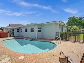 2525 SW 86th Ave, Davie FL 33324