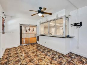 2525 SW 86th Ave, Davie FL 33324