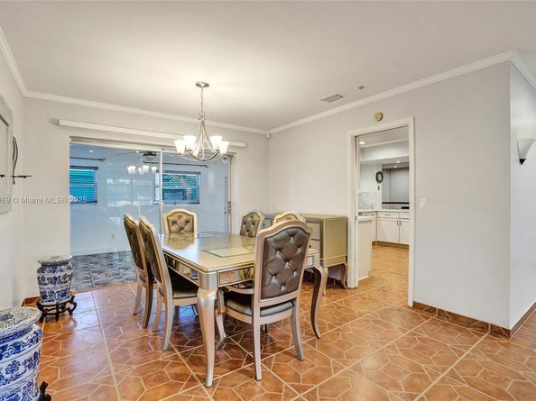 2525 SW 86th Ave, Davie FL 33324
